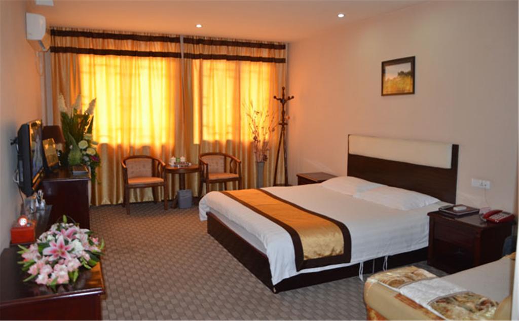 Wudangshan Yinjie Holiday Hotel Danjiangkou Extérieur photo